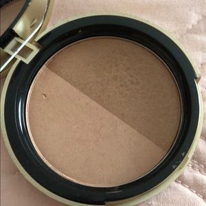 Too faced Sun Bunny Bronzer